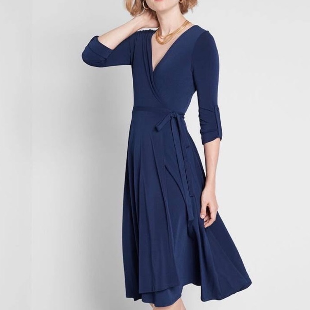 ModCloth NWT Say Yes‎ To Timeless Navy Stretch Knit Midi Wrap Dress Size Small